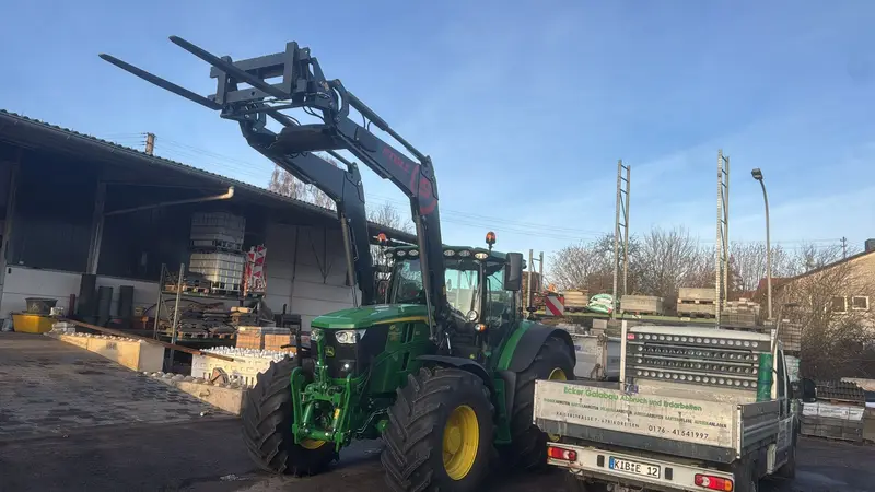 Maschine von Ecker Galabau im Einsatz, Bild 7