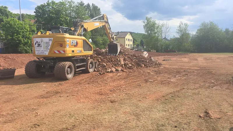 Maschine von Ecker Galabau im Einsatz, Bild 10