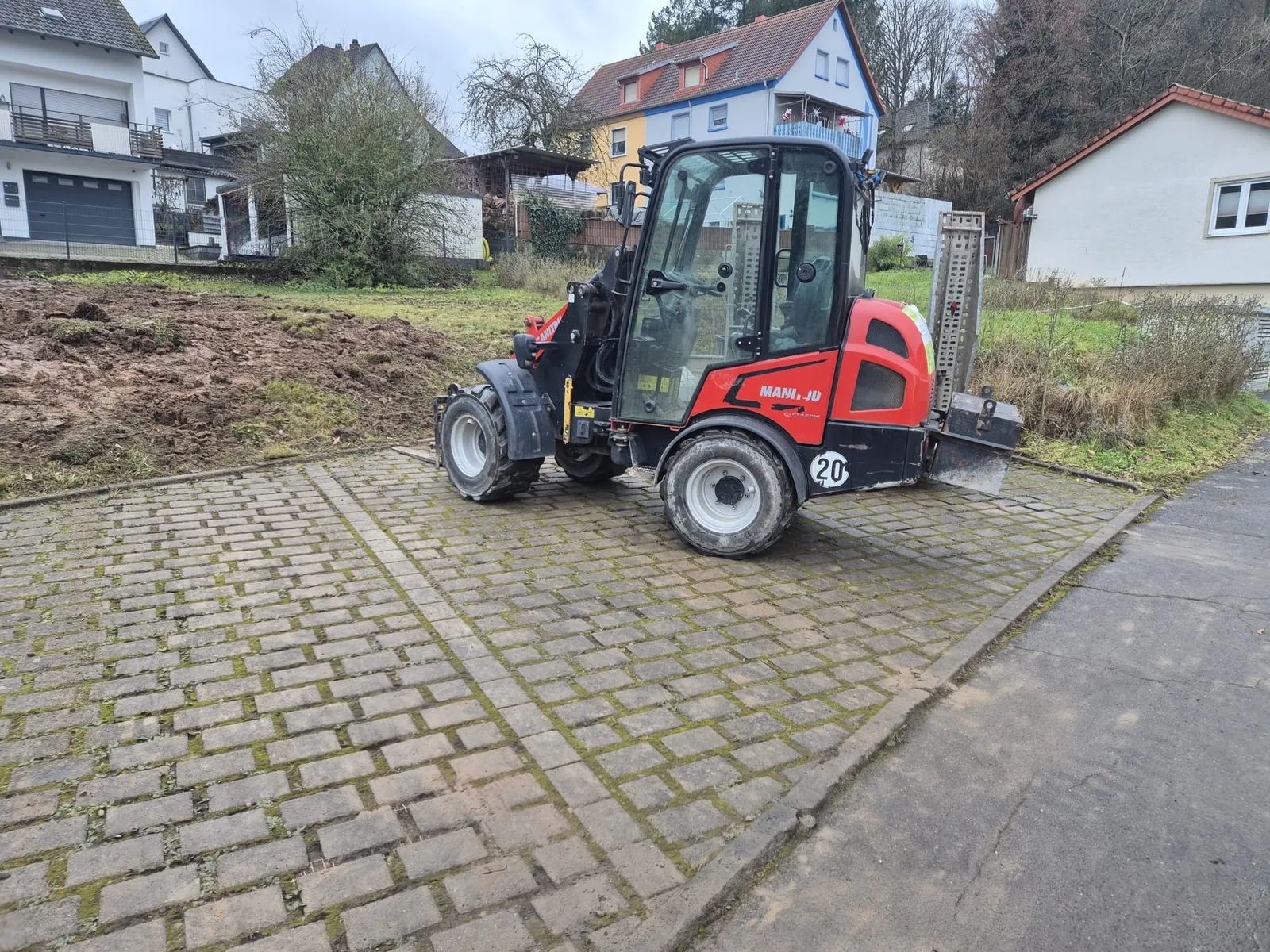 Kramer Radlader im Fuhrpark von Ecker Galabau