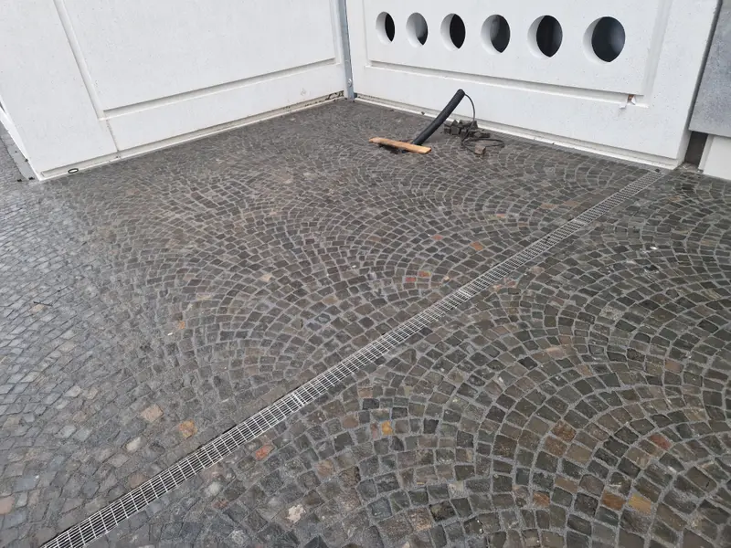 Pflasterarbeiten in Dreisen